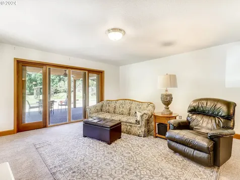22225 S Saling Road Estacada OR 97023