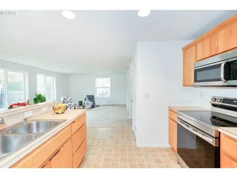 1611 SW Mitchell Drive Mcminnville OR 97128