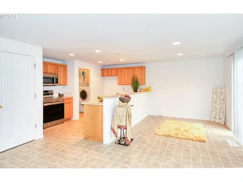 1611 SW Mitchell Drive Mcminnville OR 97128