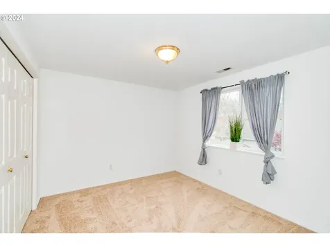 1611 SW Mitchell Drive Mcminnville OR 97128