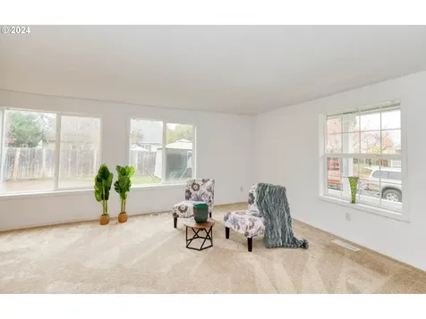 1611 SW Mitchell Drive Mcminnville OR 97128