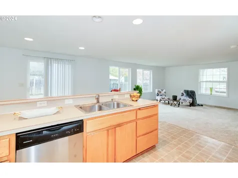 1611 SW Mitchell Drive Mcminnville OR 97128