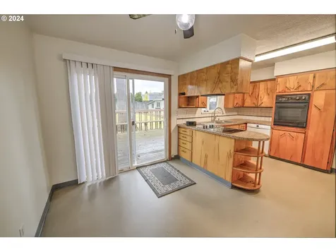 2908 NE 141st Avenue Vancouver WA 98682