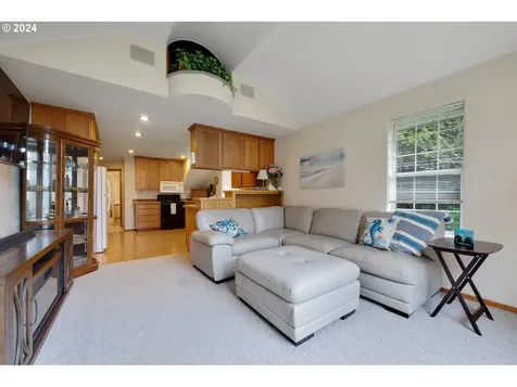 24485 Ne Lake Boulevard Rockaway Beach OR 97136