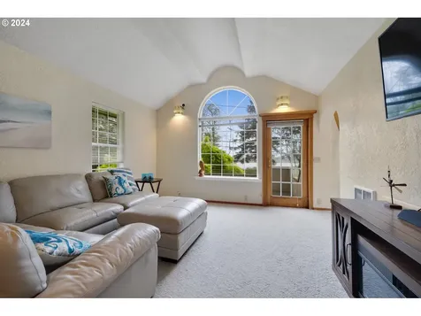 24485 Ne Lake Boulevard Rockaway Beach OR 97136