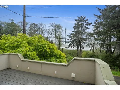 24485 Ne Lake Boulevard Rockaway Beach OR 97136