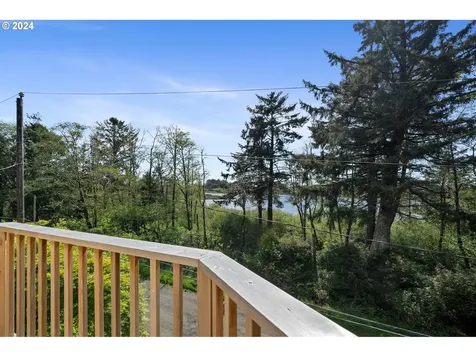 24485 Ne Lake Boulevard Rockaway Beach OR 97136