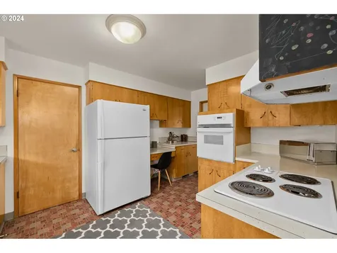 1425 NW 122nd Avenue Portland OR 97229