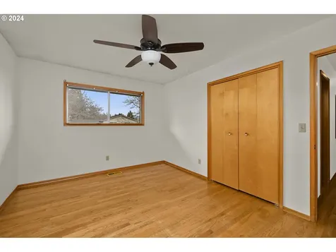 1425 NW 122nd Avenue Portland OR 97229