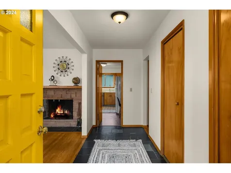 1425 NW 122nd Avenue Portland OR 97229