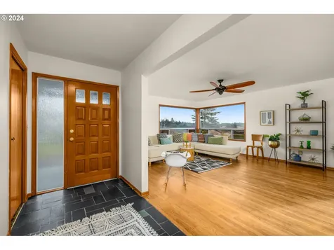 1425 NW 122nd Avenue Portland OR 97229