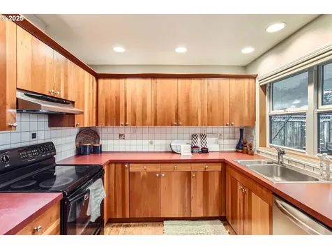 4656 SE 46th Avenue Portland OR 97206