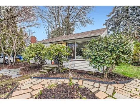 4656 SE 46th Avenue Portland OR 97206