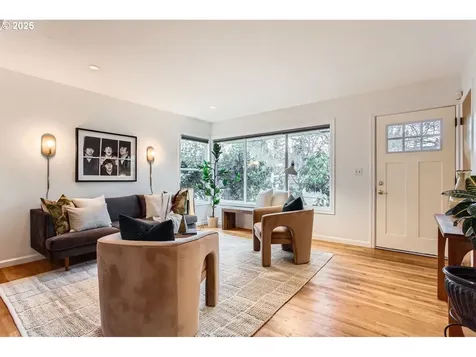 4656 SE 46th Avenue Portland OR 97206