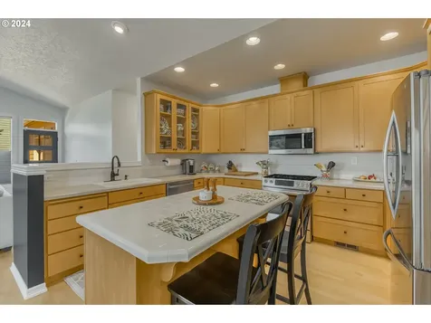 7509 SE 157th Avenue Portland OR 97236