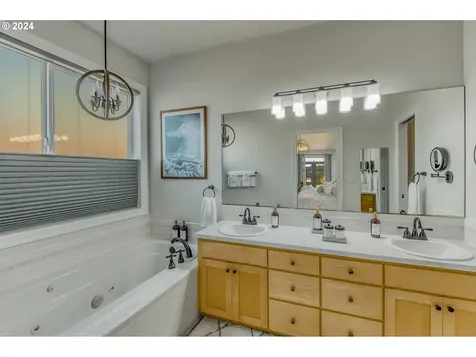 7509 SE 157th Avenue Portland OR 97236