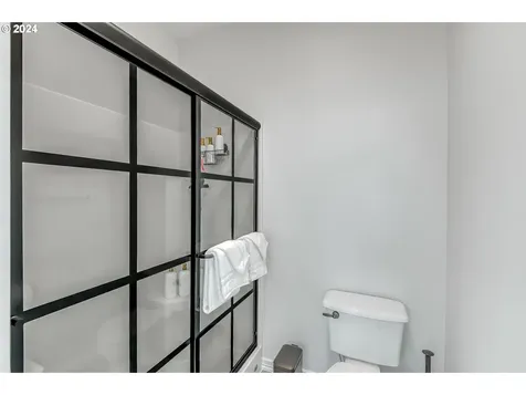 7509 SE 157th Avenue Portland OR 97236