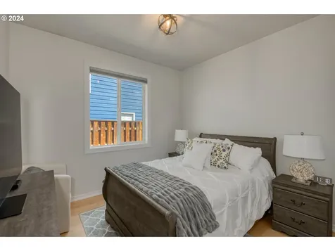 7509 SE 157th Avenue Portland OR 97236
