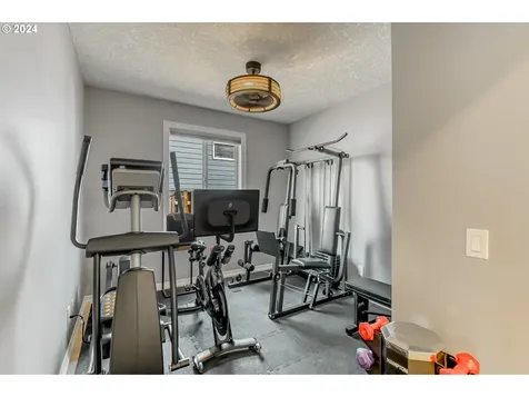 7509 SE 157th Avenue Portland OR 97236