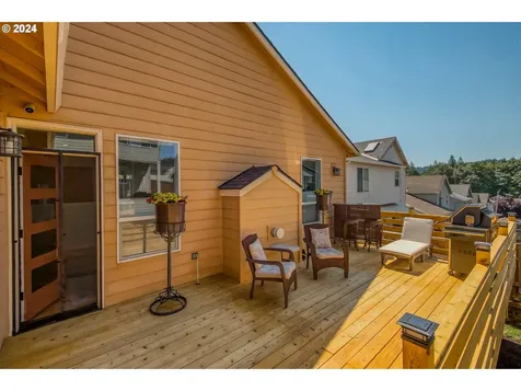 7509 SE 157th Avenue Portland OR 97236