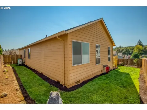 7509 SE 157th Avenue Portland OR 97236