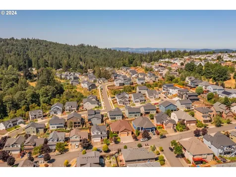 7509 SE 157th Avenue Portland OR 97236