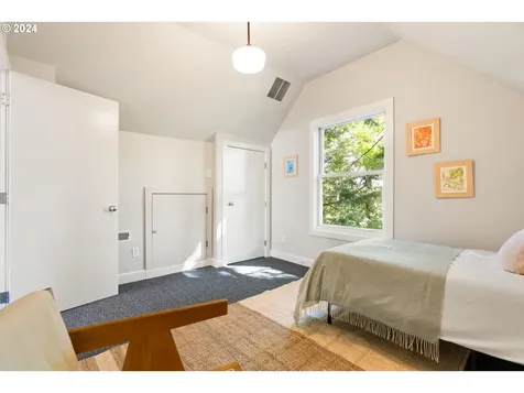 3818 Sw Spring Garden Street Portland OR 97219