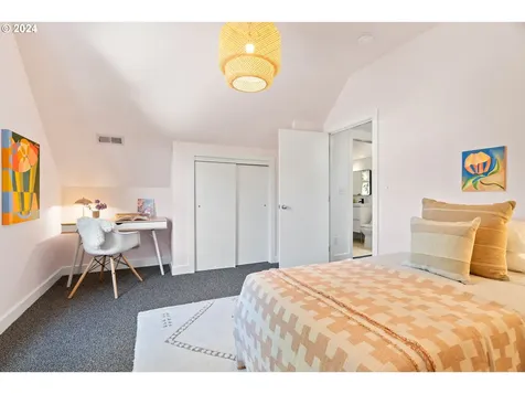 3818 Sw Spring Garden Street Portland OR 97219