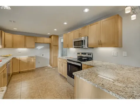 6475 Sw Fisher Avenue Beaverton OR 97008