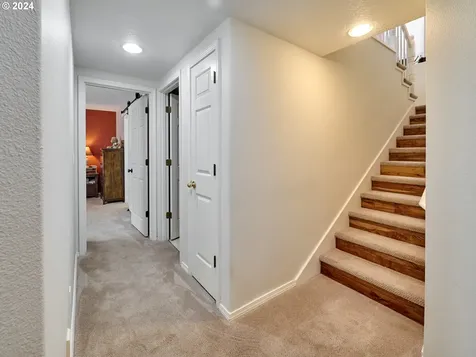1114 Fernwood Court NW Salem OR 97304