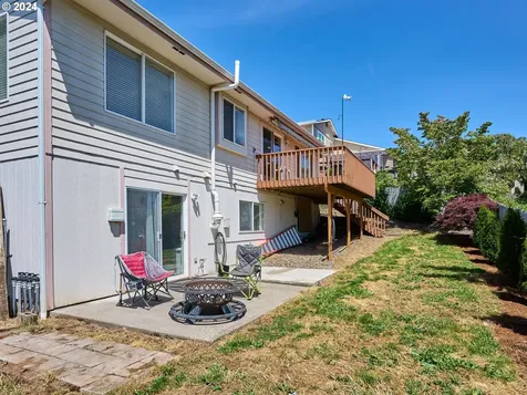 1114 Fernwood Court NW Salem OR 97304
