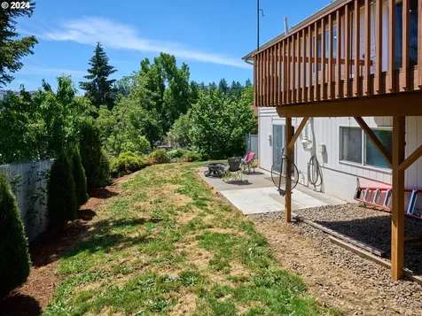 1114 Fernwood Court NW Salem OR 97304
