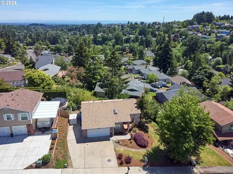 1114 Fernwood Court NW Salem OR 97304