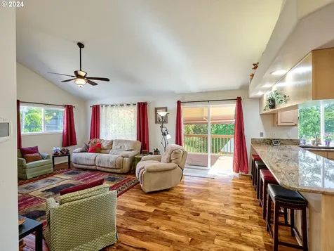 1114 Fernwood Court NW Salem OR 97304
