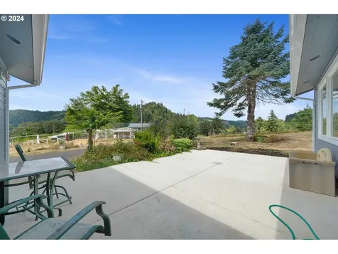 17995 Evergreen Drive Cloverdale OR 97112