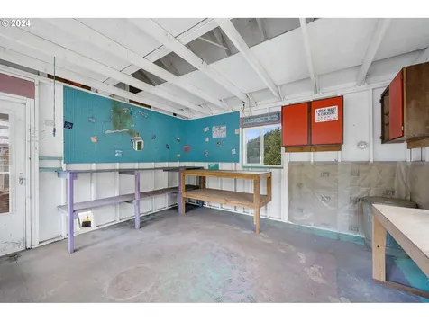 17995 Evergreen Drive Cloverdale OR 97112