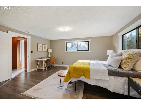 753 SE 141st Avenue Portland OR 97233