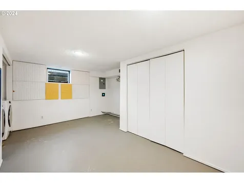 753 SE 141st Avenue Portland OR 97233