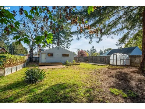 753 SE 141st Avenue Portland OR 97233