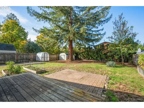 753 SE 141st Avenue Portland OR 97233