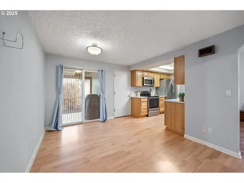 15804 NE 6th Circle Vancouver WA 98684