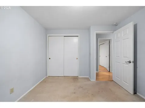 15804 NE 6th Circle Vancouver WA 98684