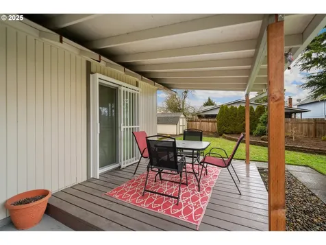 15804 NE 6th Circle Vancouver WA 98684