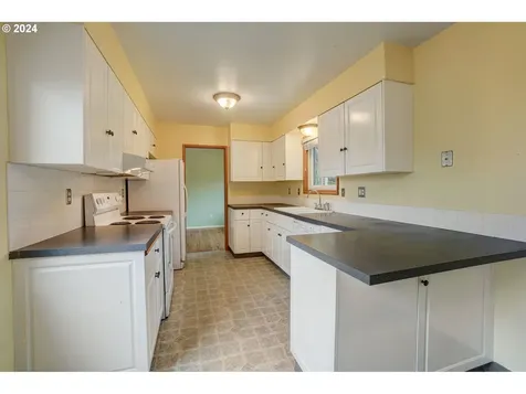 880 Nw Cascade Court Gresham OR 97030