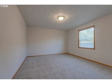 2403 Gardenia Street Forest Grove OR 97116