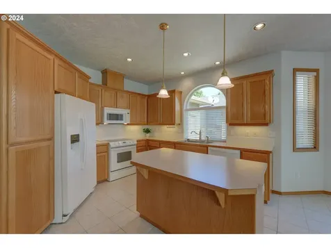2403 Gardenia Street Forest Grove OR 97116