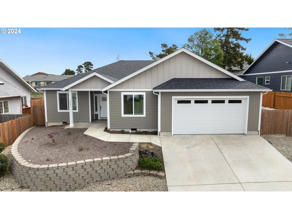 1935 Cleveland Street North Bend OR 97459