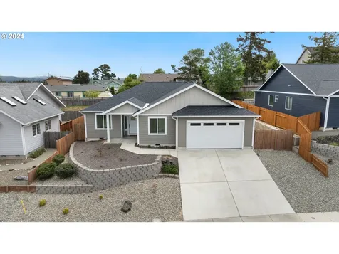 1935 Cleveland Street North Bend OR 97459