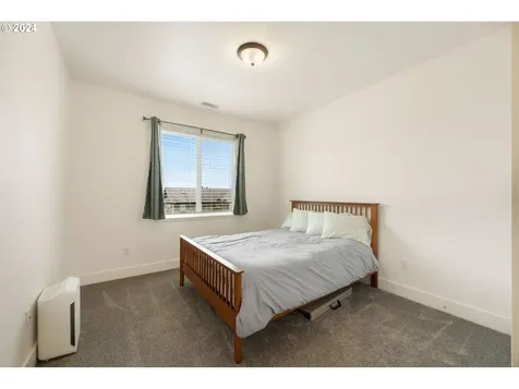 1935 Cleveland Street North Bend OR 97459
