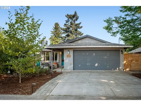 8910 N Endicott Avenue Portland OR 97217